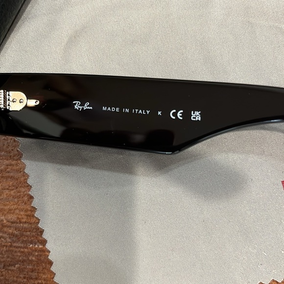 Ray-Ban  Mega Wayfarer Mint condition - Picture 3 of 7
